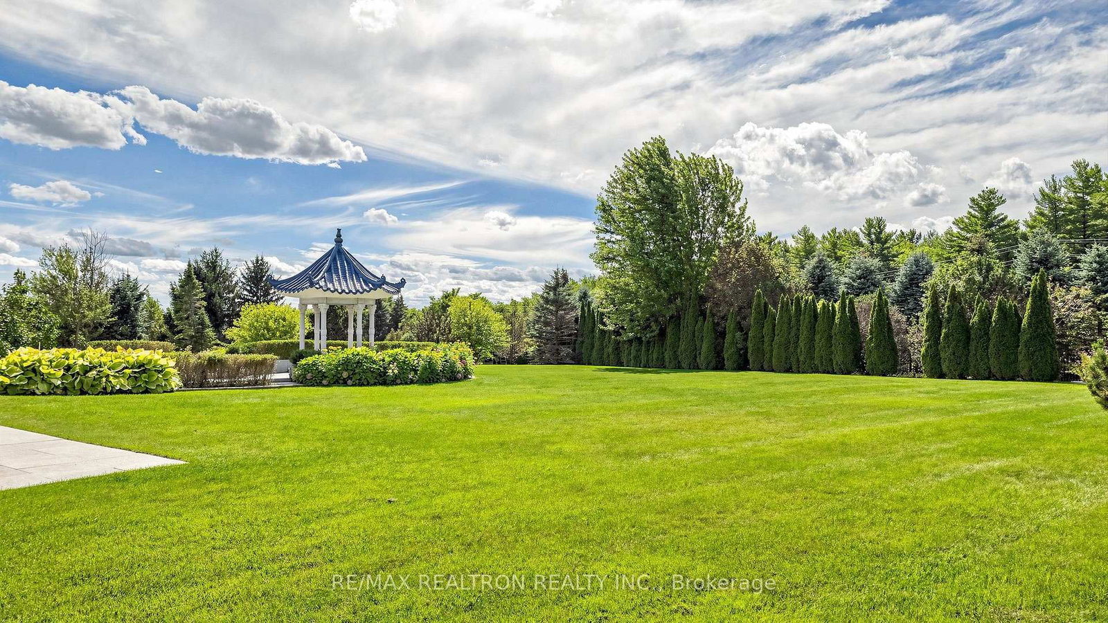 6 Kensington Drive • Richmond Hill, ON photo 30