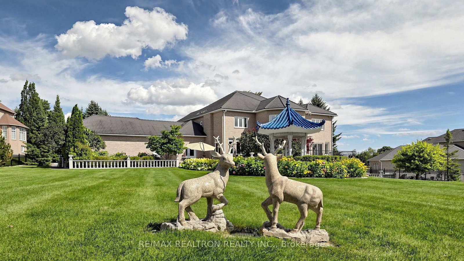6 Kensington Drive • Richmond Hill, ON photo 32