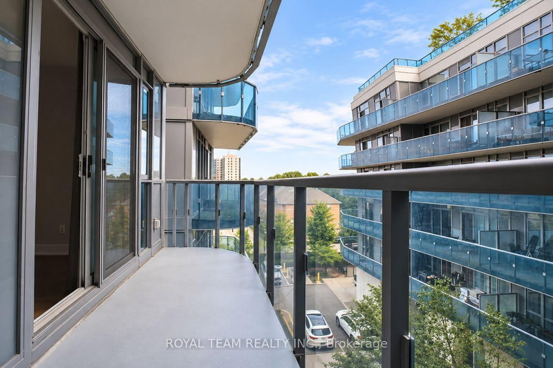 536 - 9471 Yonge Street W