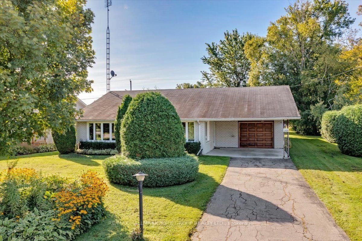 209 South Channel Drive • Georgina, ON photo 2