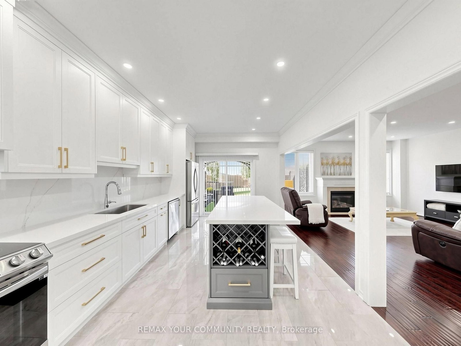 16 Whitestone Drive • Georgina, ON photo 13