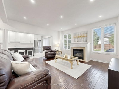 16 Whitestone Drive • Georgina, ON photo 8