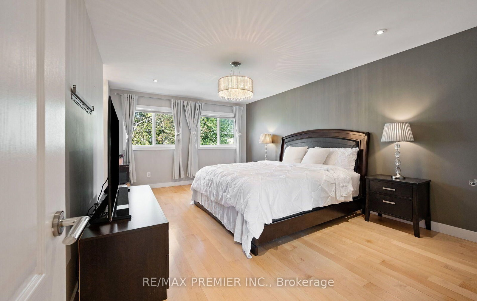 54 Blaydon Lane • Aurora, ON photo 22