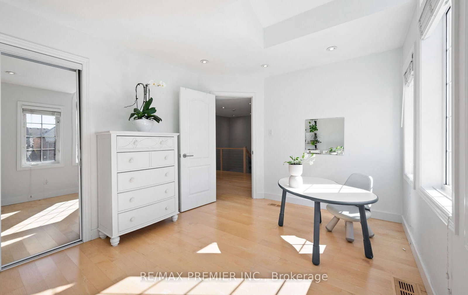 54 Blaydon Lane • Aurora, ON photo 33