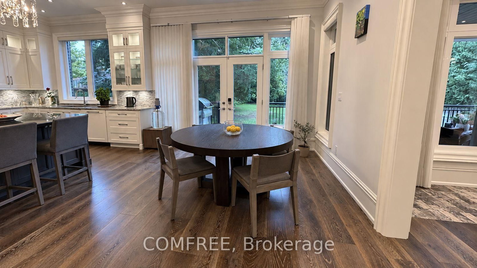 56 May Avenue • Richmond Hill, ON photo 11