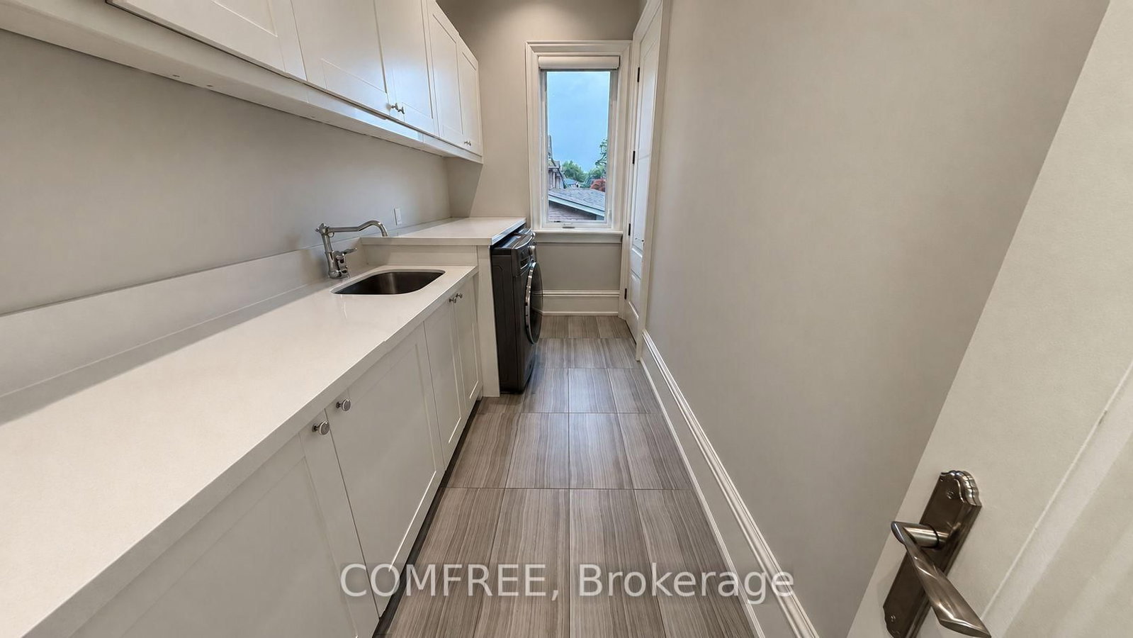 56 May Avenue • Richmond Hill, ON photo 29