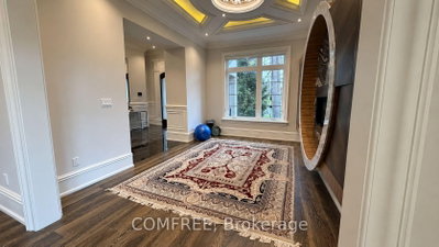 56 May Avenue • Richmond Hill, ON photo 6
