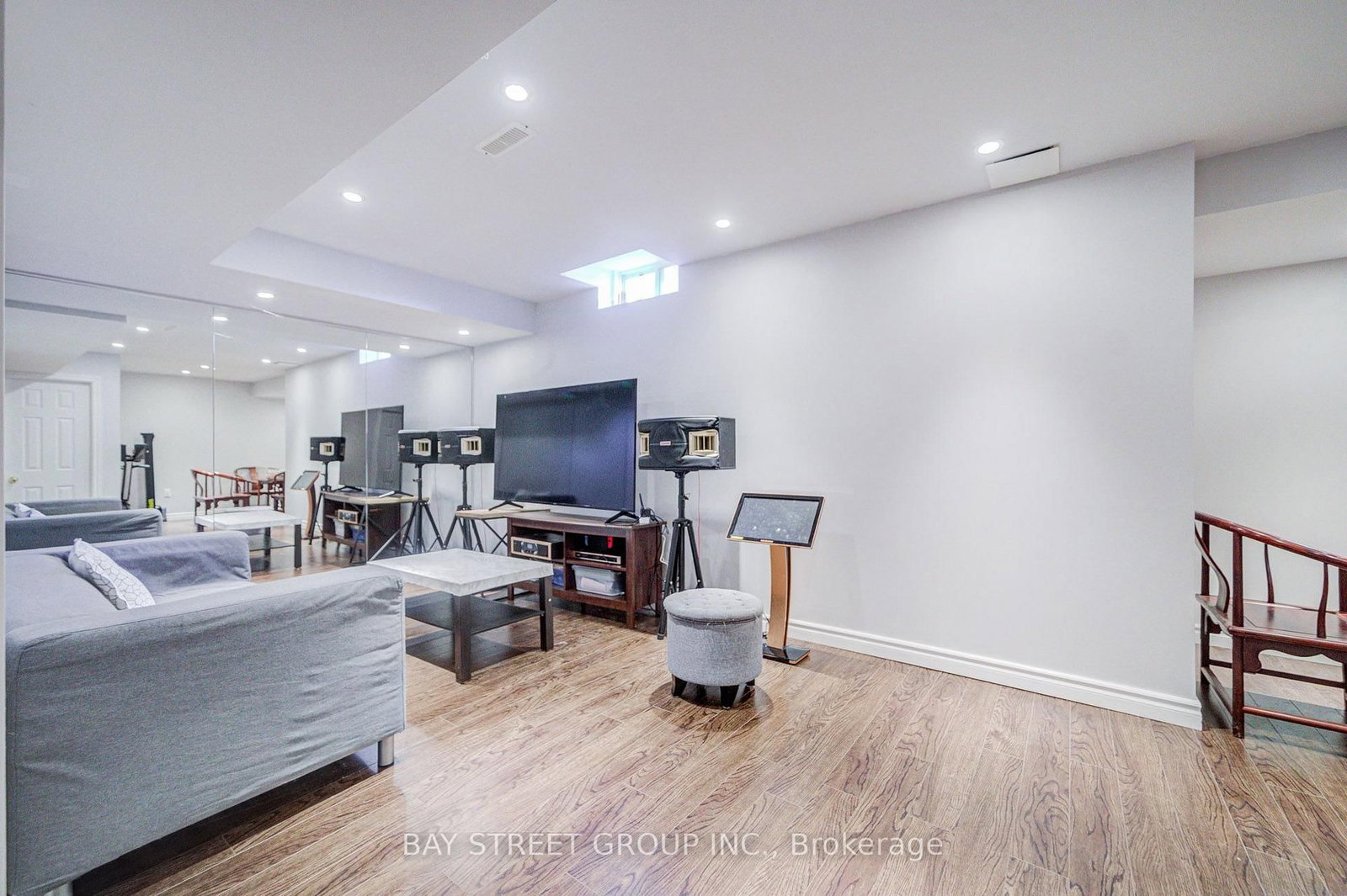 25 Waterton Crescent • Richmond Hill, ON photo 27