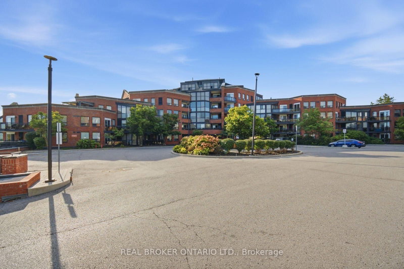 220 - 100 Arbors Lane