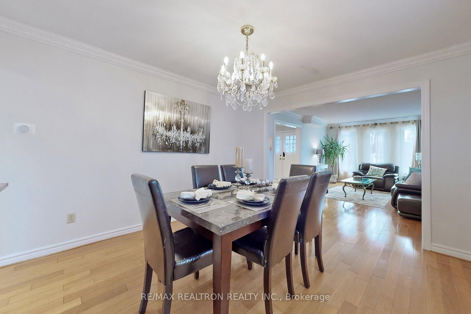 Room 4 - 32 Subrisco Avenue, Richmond Hill 5