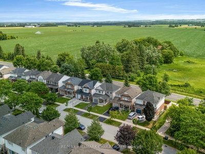19 Callander Crescent • New Tecumseth, ON photo 3