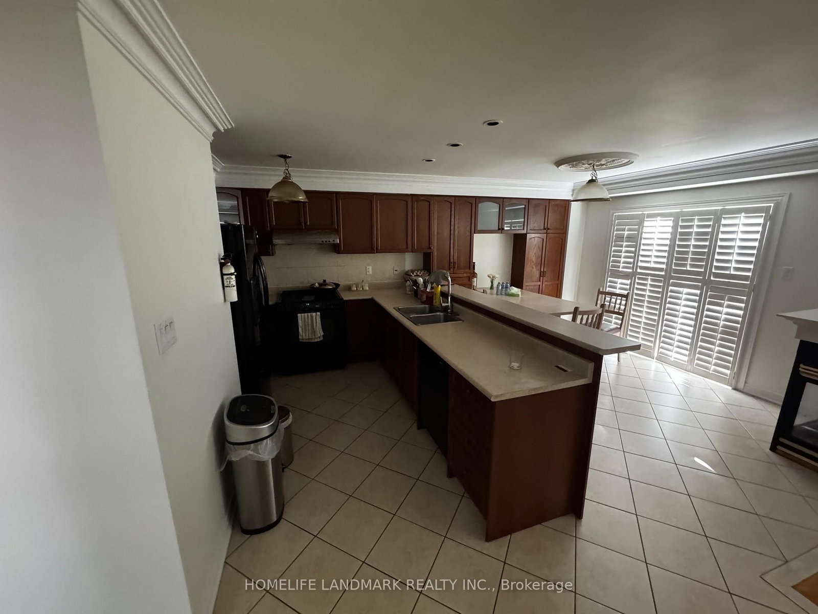33 Ramsgate Court, Markham 5