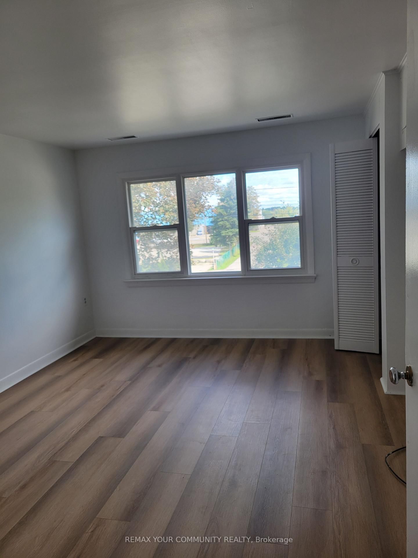 2nd Floor - 12926 Highway 27, King 4