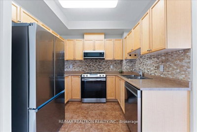 15450 Yonge Street • #304 • Aurora, ON photo 6