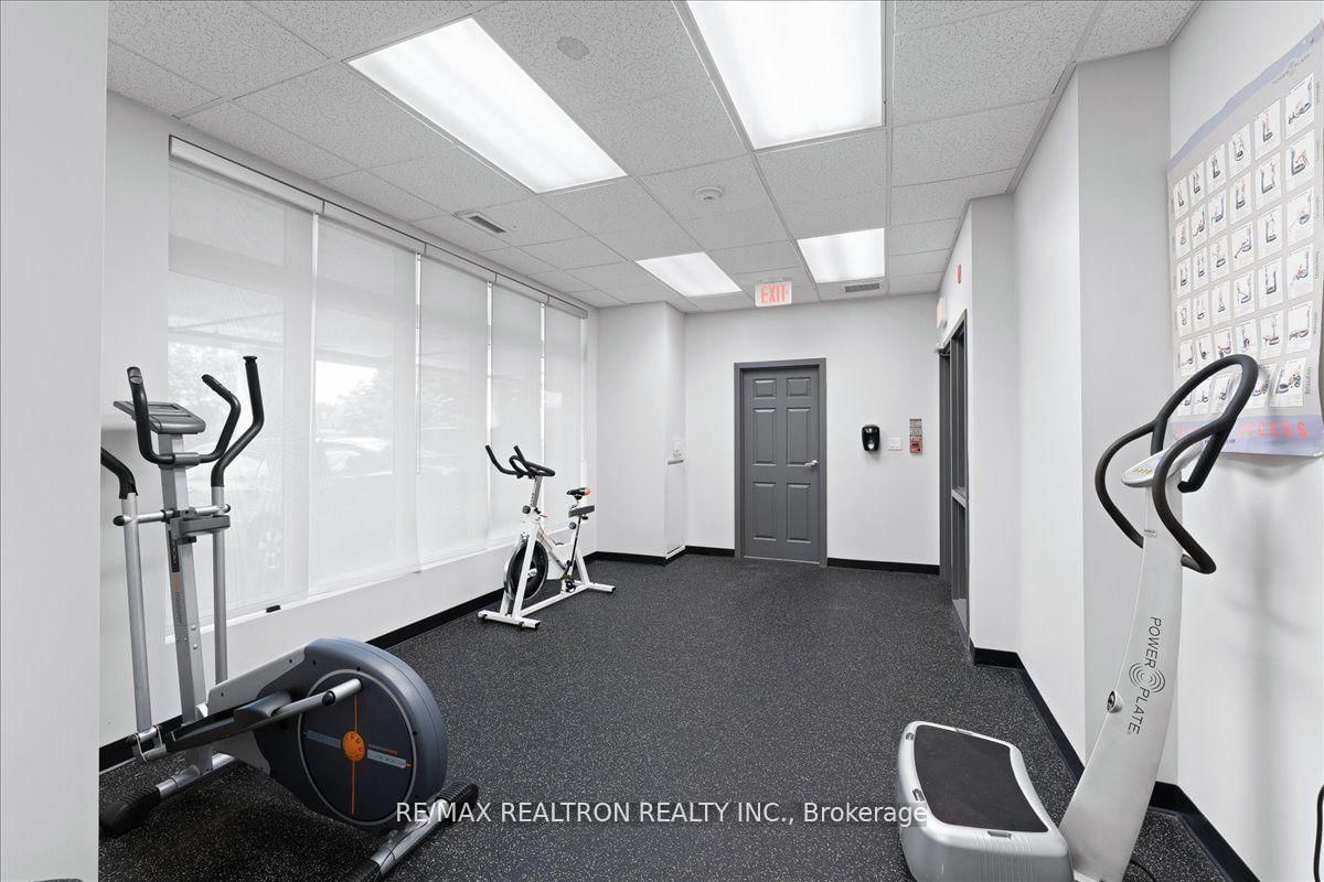 15450 Yonge Street • #304 • Aurora, ON photo 7