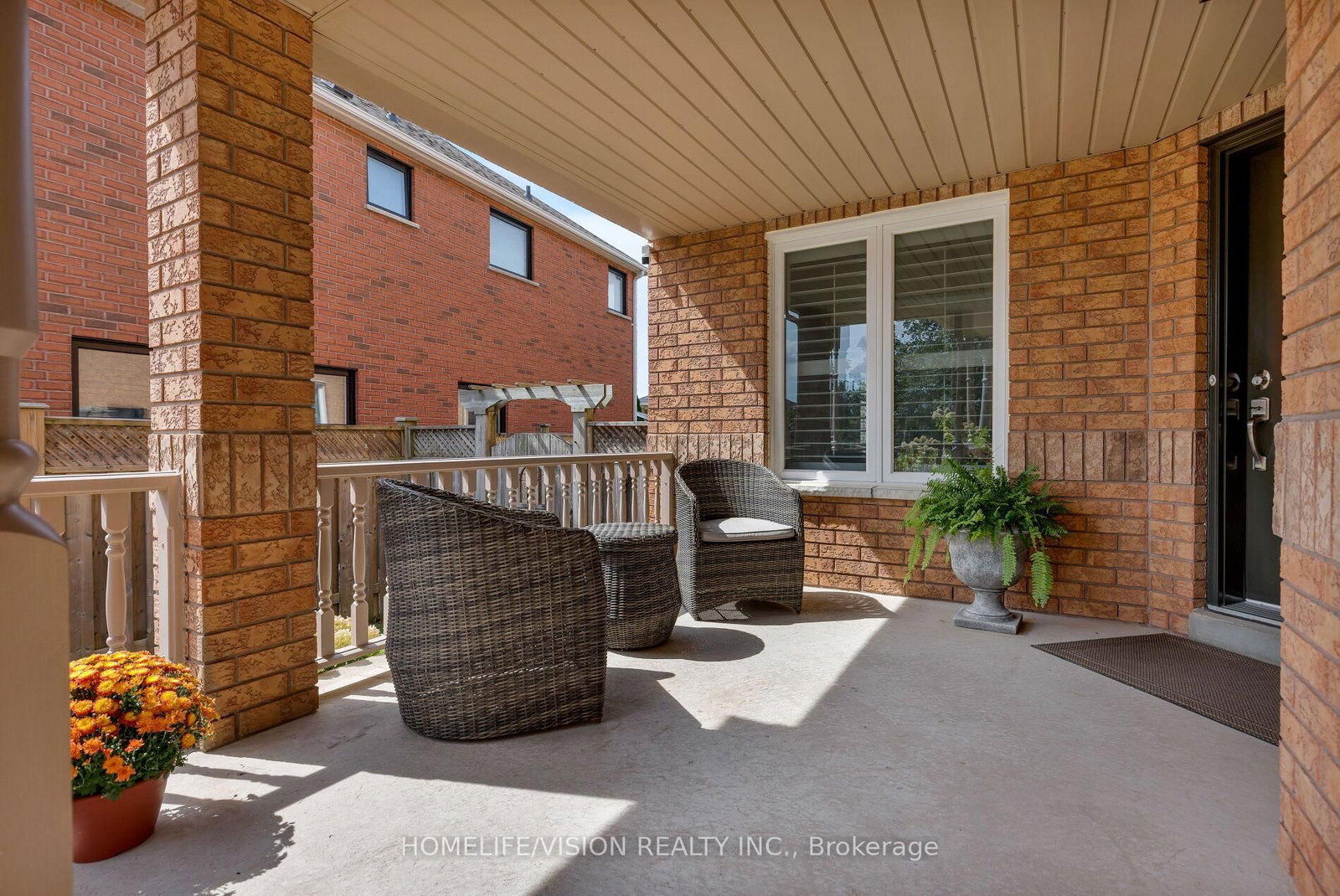 140 Jacob Way • Whitchurch-Stouffville, ON photo 6