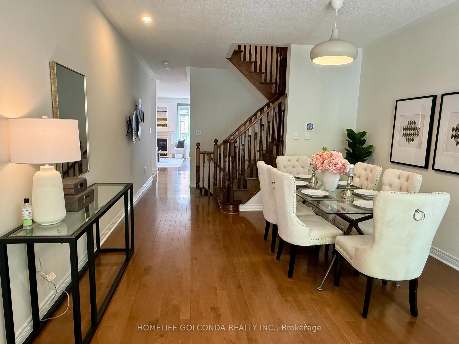 64 Pillar Rock Crescent • Markham, ON photo 2
