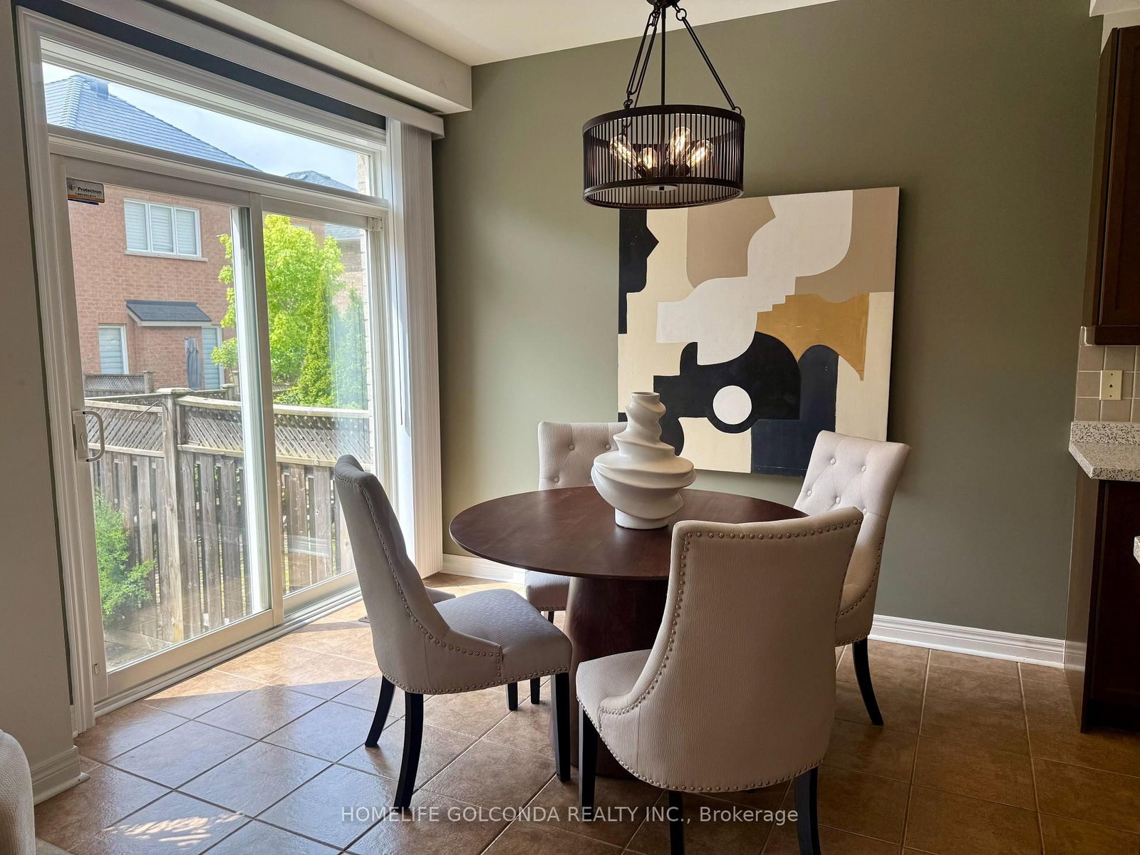 64 Pillar Rock Crescent • Markham, ON photo 9