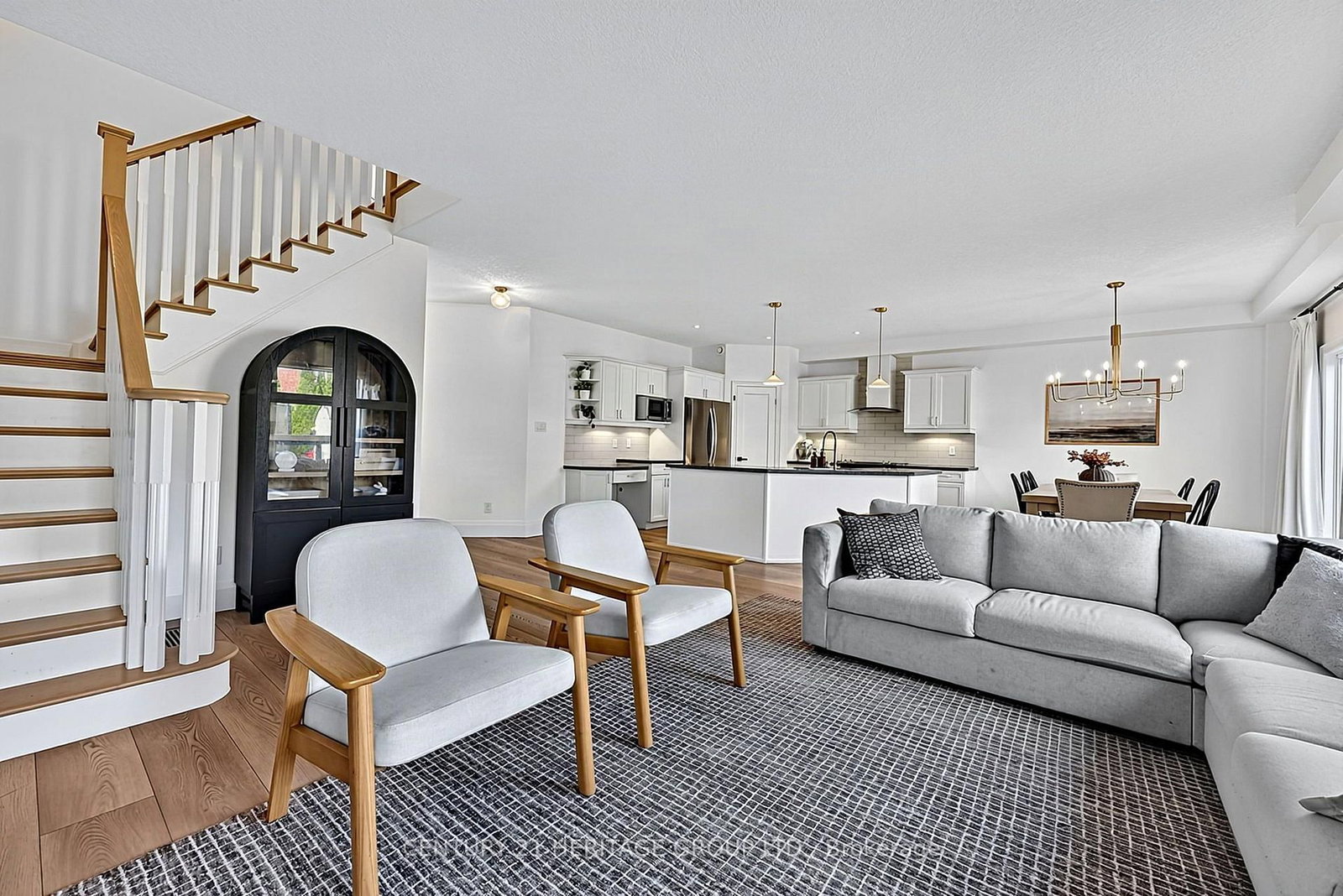 203 Gray Avenue • New Tecumseth, ON photo 17
