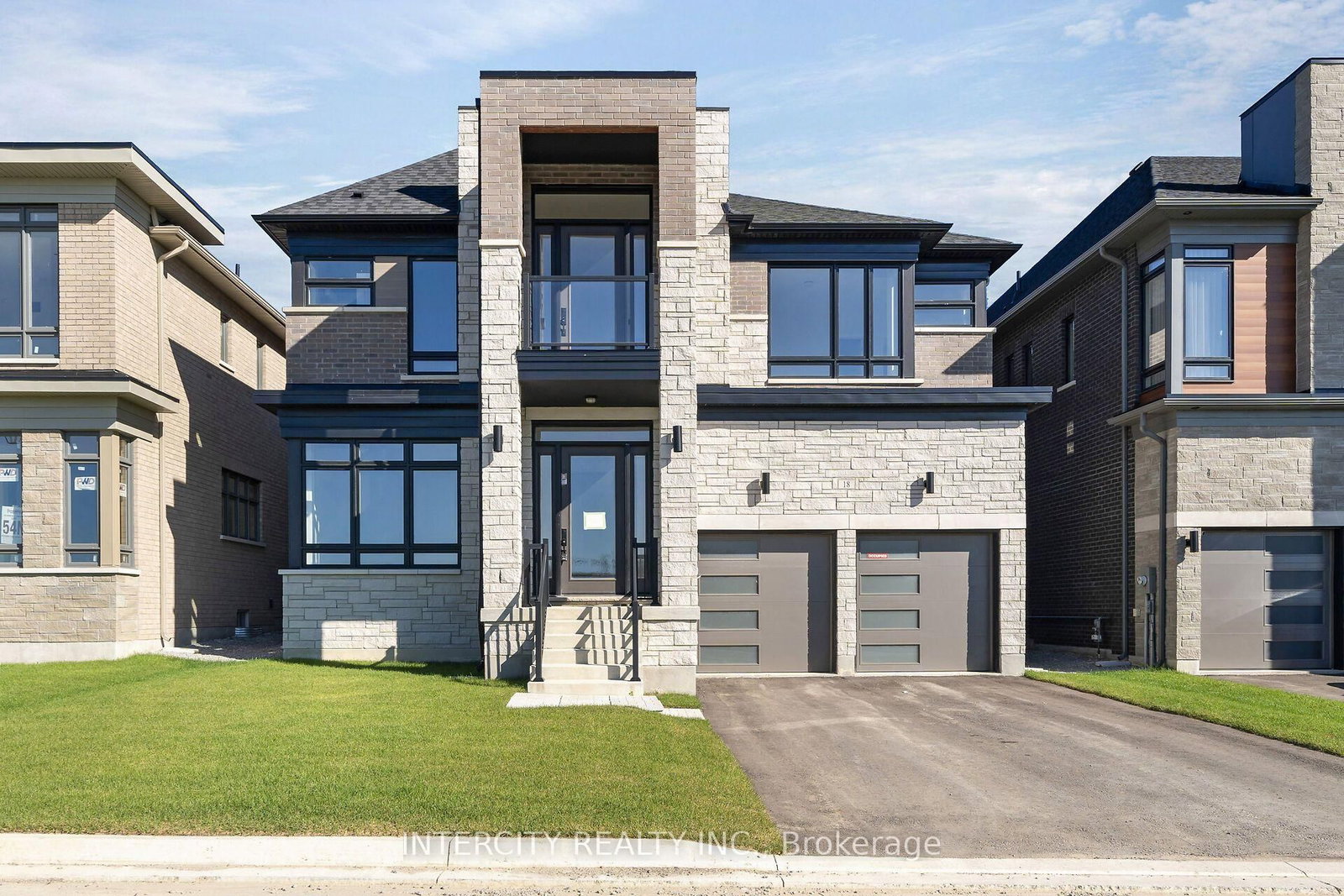18 Cider Mill Cross, King, ON, photo 1