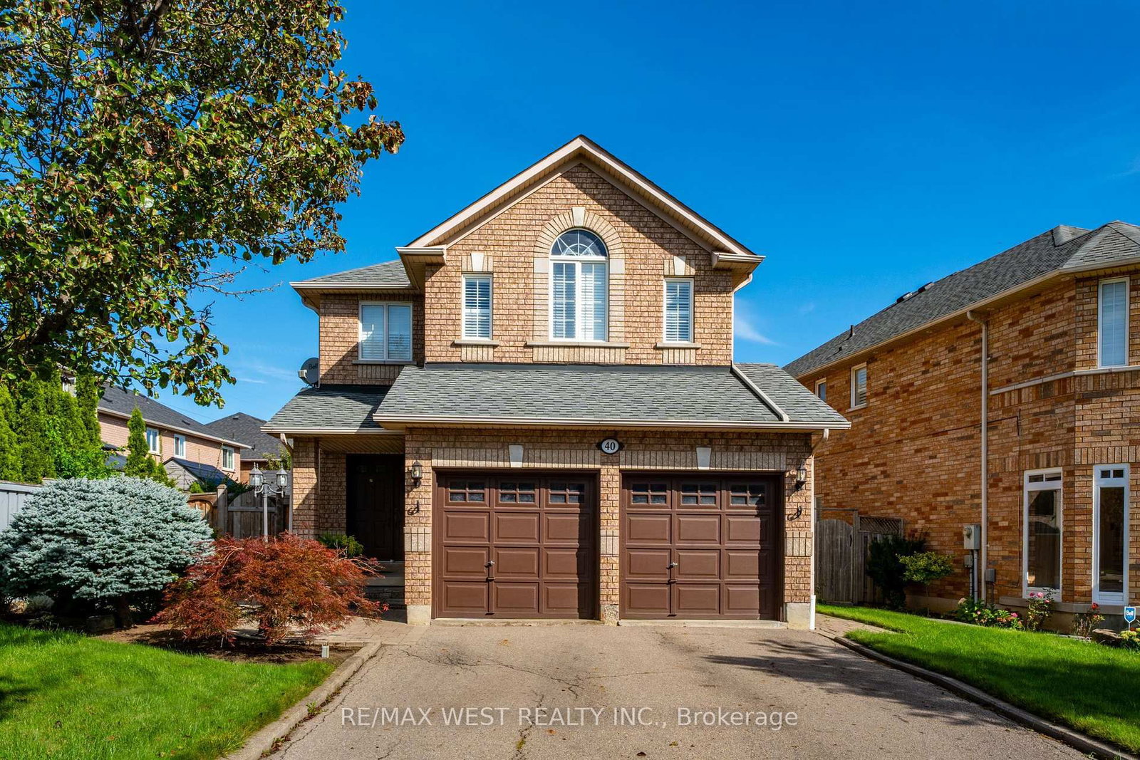 40 Sequoia Road • Vaughan, ON photo 2