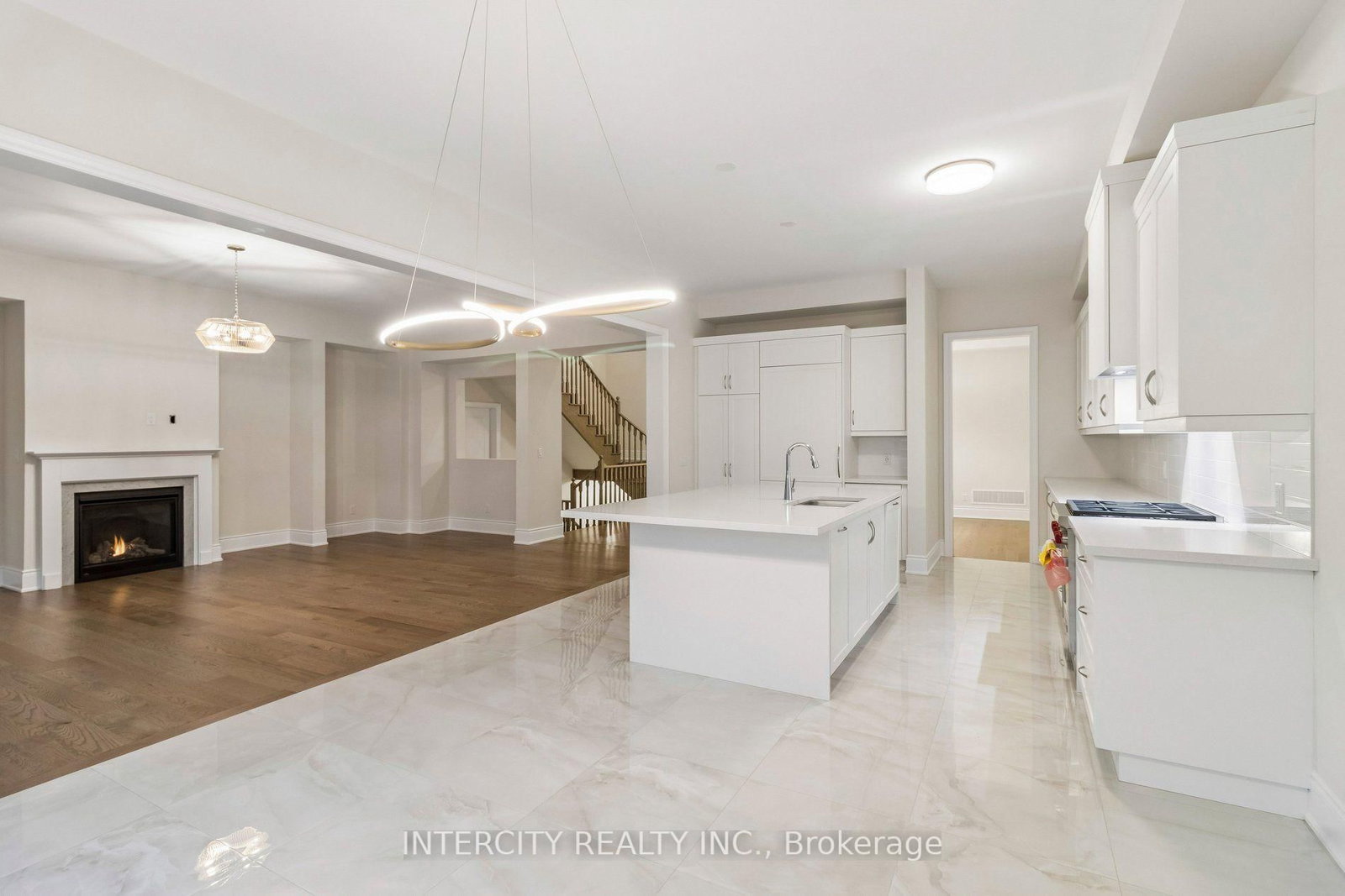 15 Garriock Hall Avenue • King, ON photo 14