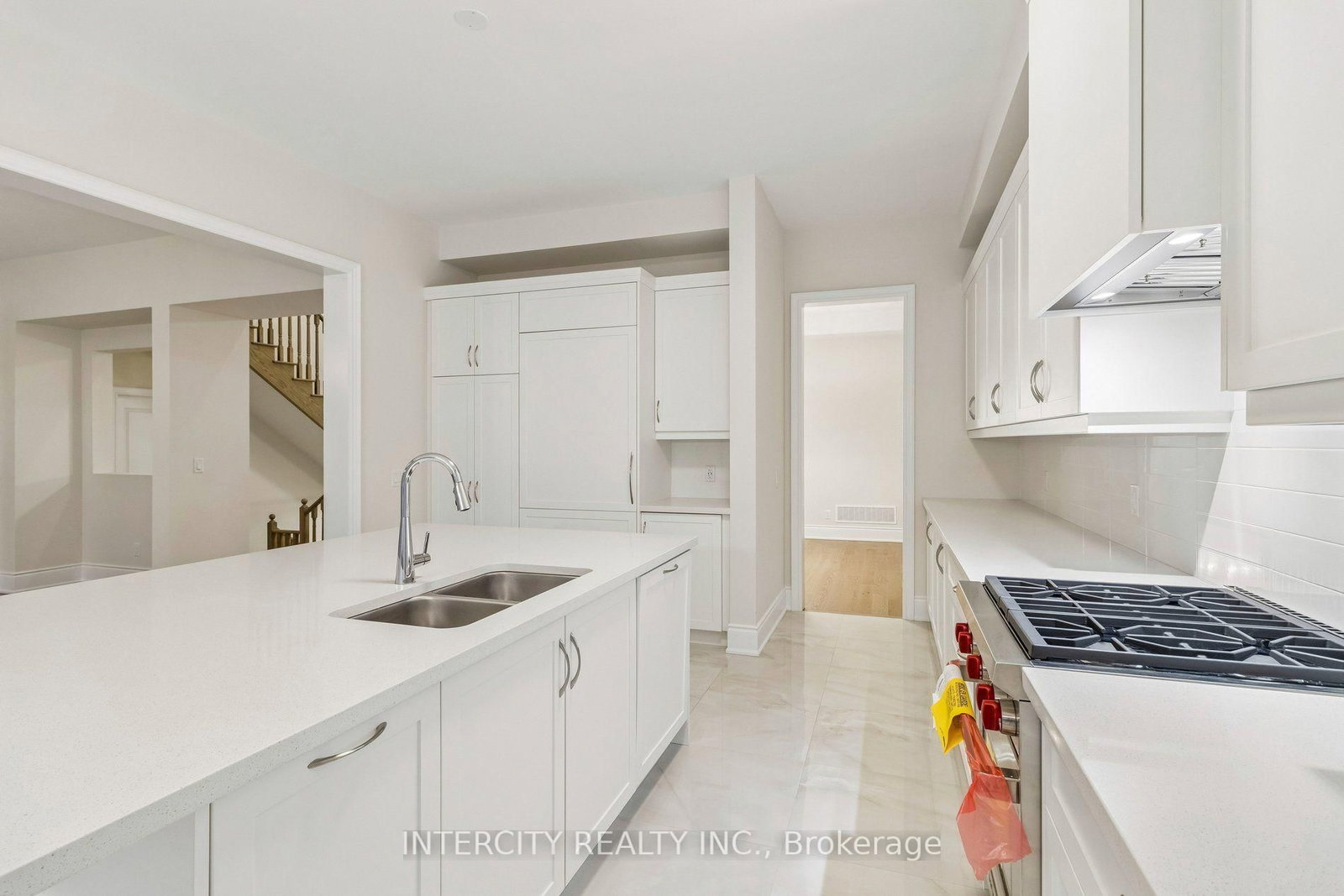 15 Garriock Hall Avenue • King, ON photo 21