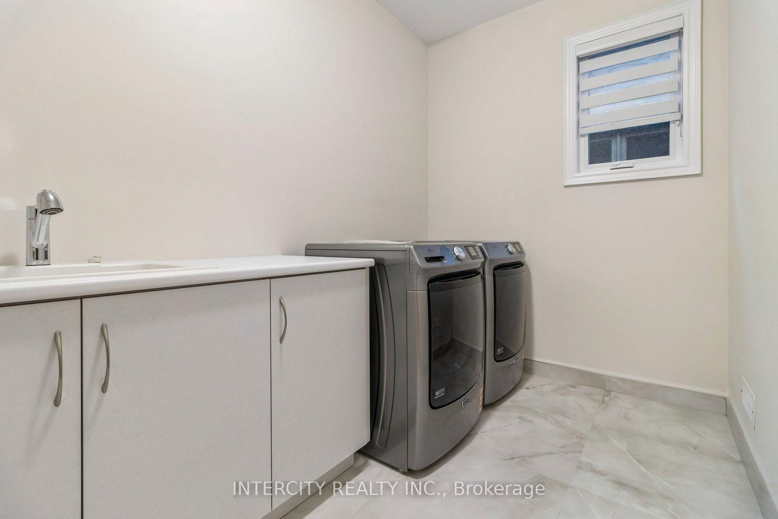 15 Garriock Hall Avenue • King, ON photo 34