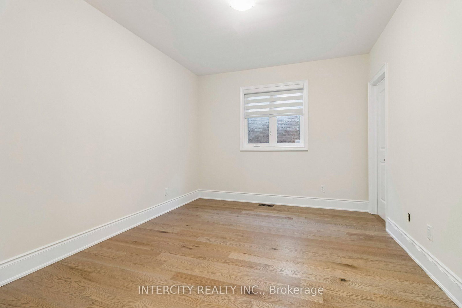 15 Garriock Hall Avenue • King, ON photo 35