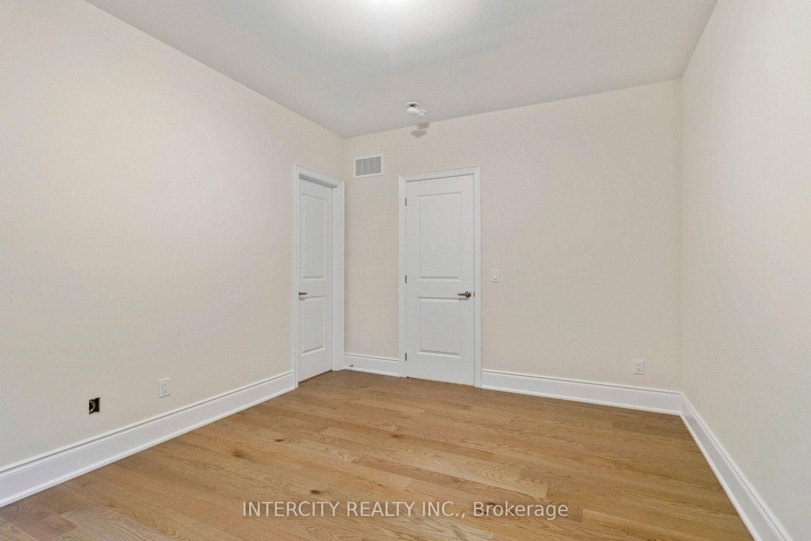 15 Garriock Hall Avenue • King, ON photo 36
