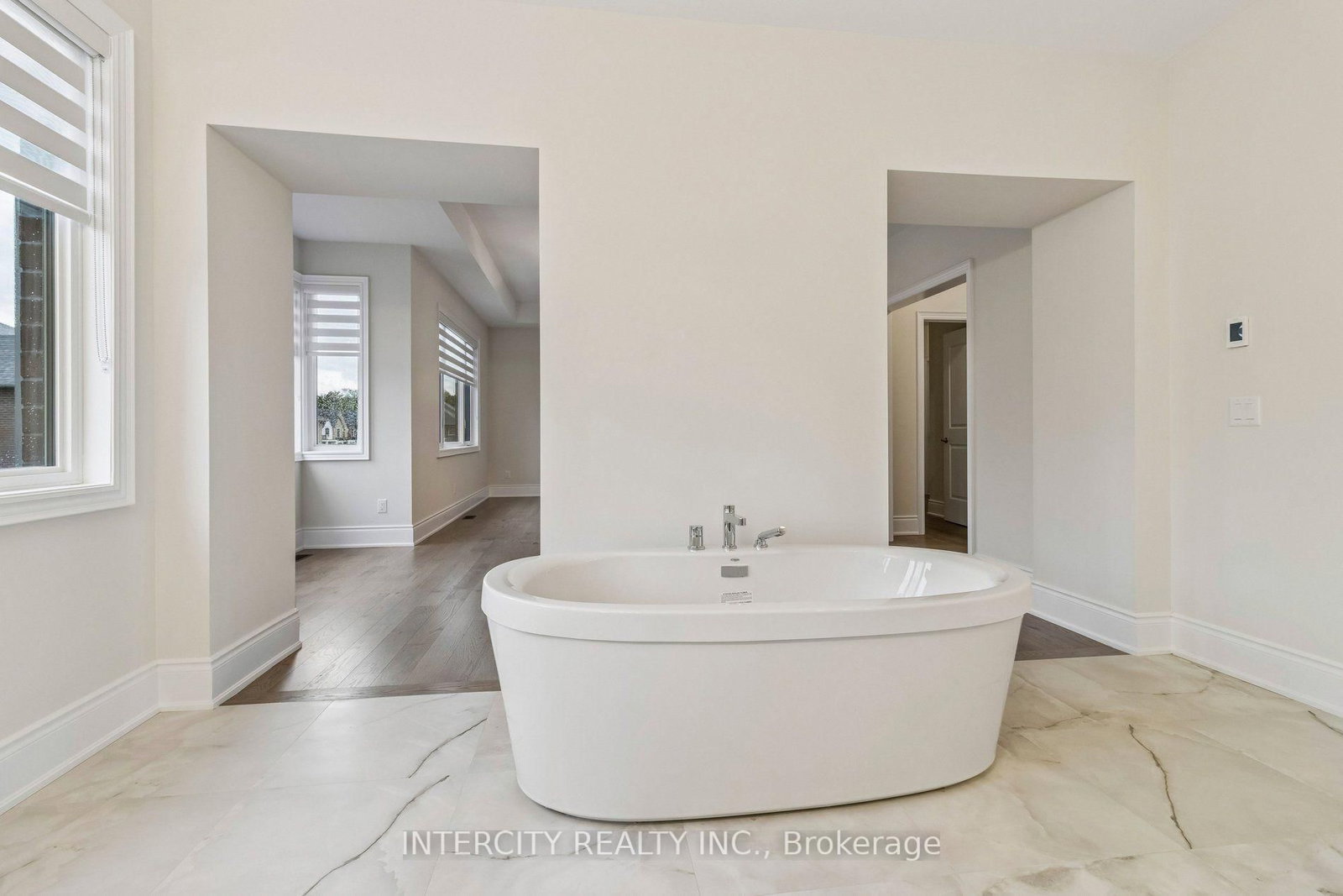 15 Garriock Hall Avenue • King, ON photo 42