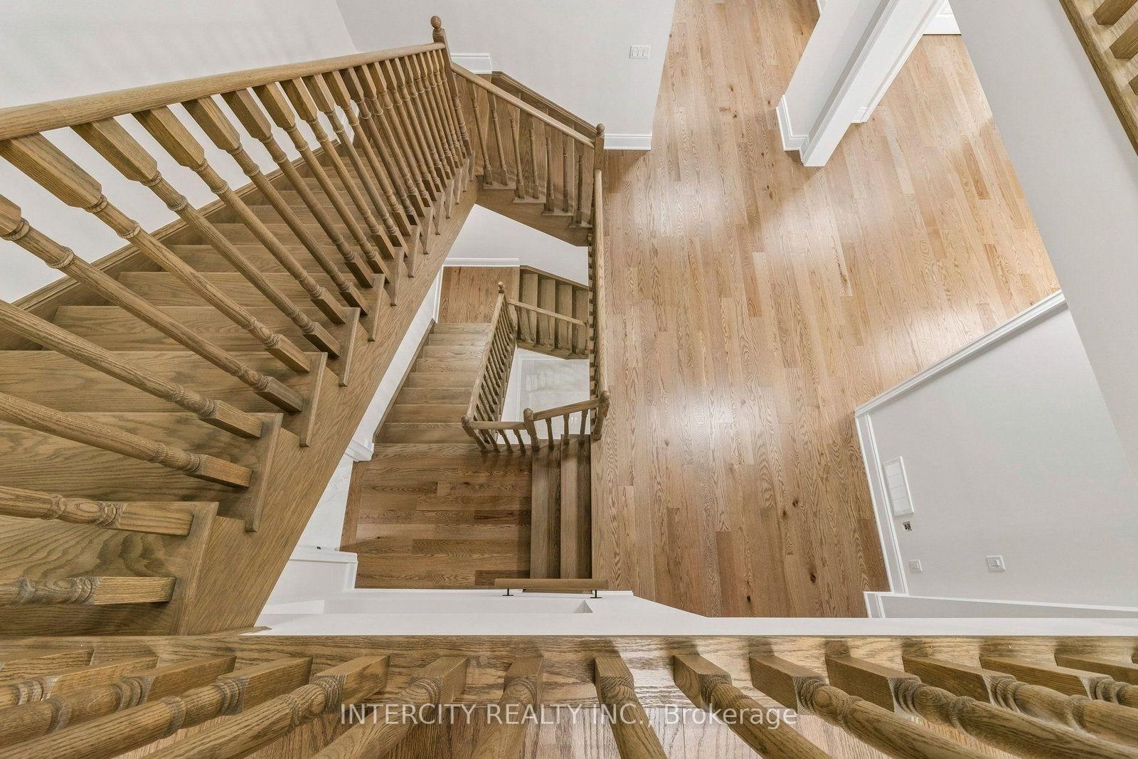 15 Garriock Hall Avenue • King, ON photo 44