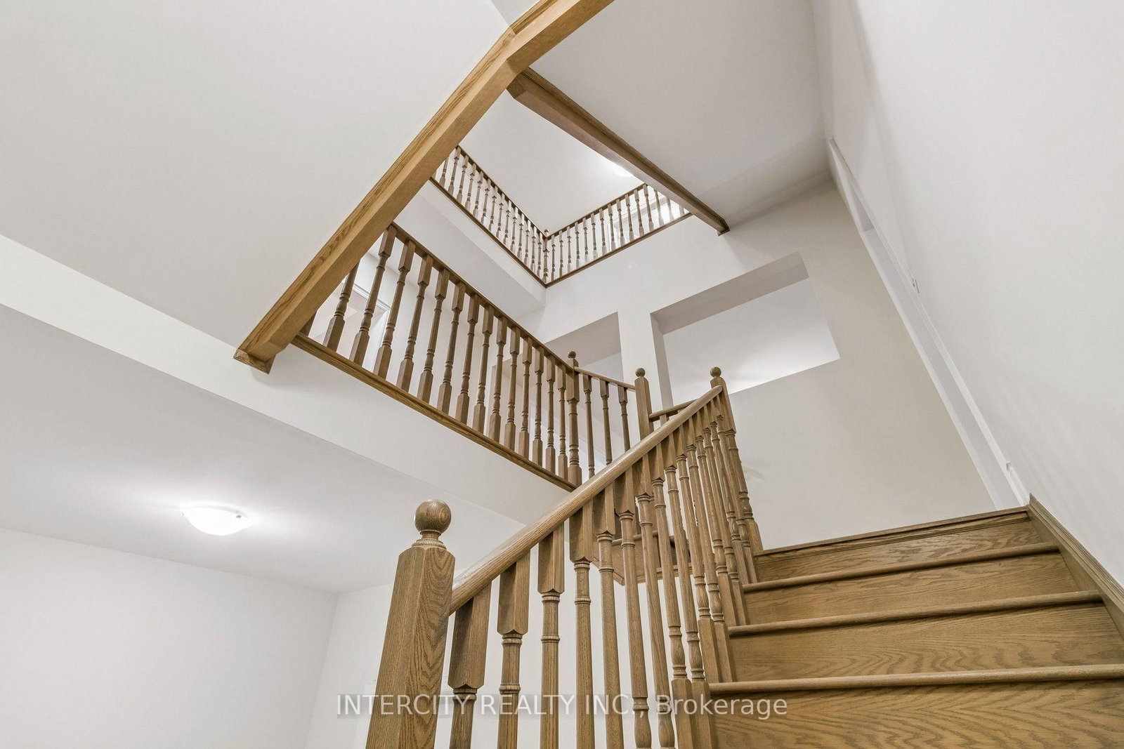 15 Garriock Hall Avenue • King, ON photo 46