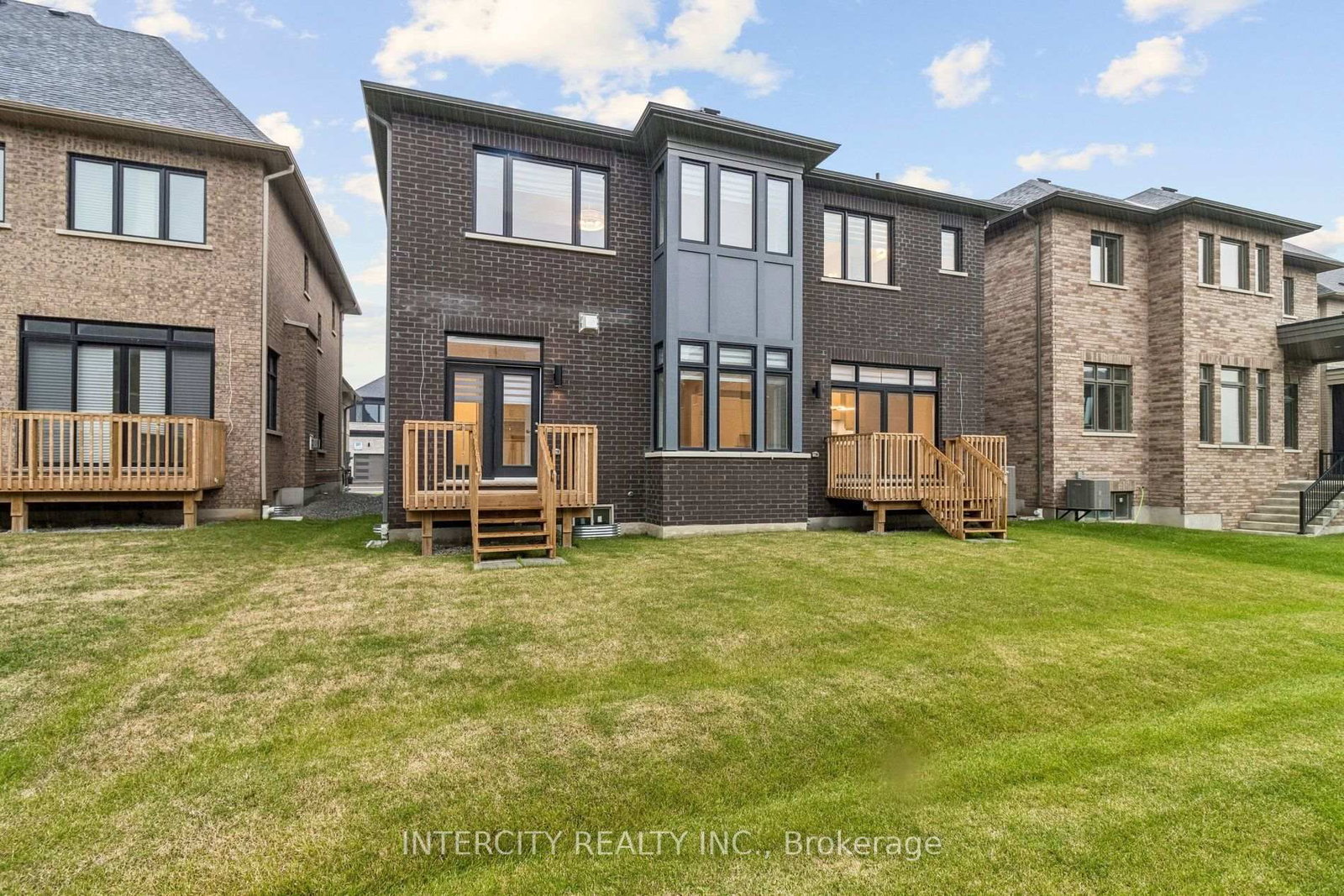 15 Garriock Hall Avenue • King, ON photo 50