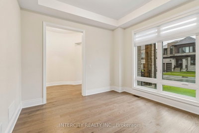 15 Garriock Hall Avenue • King, ON photo 9