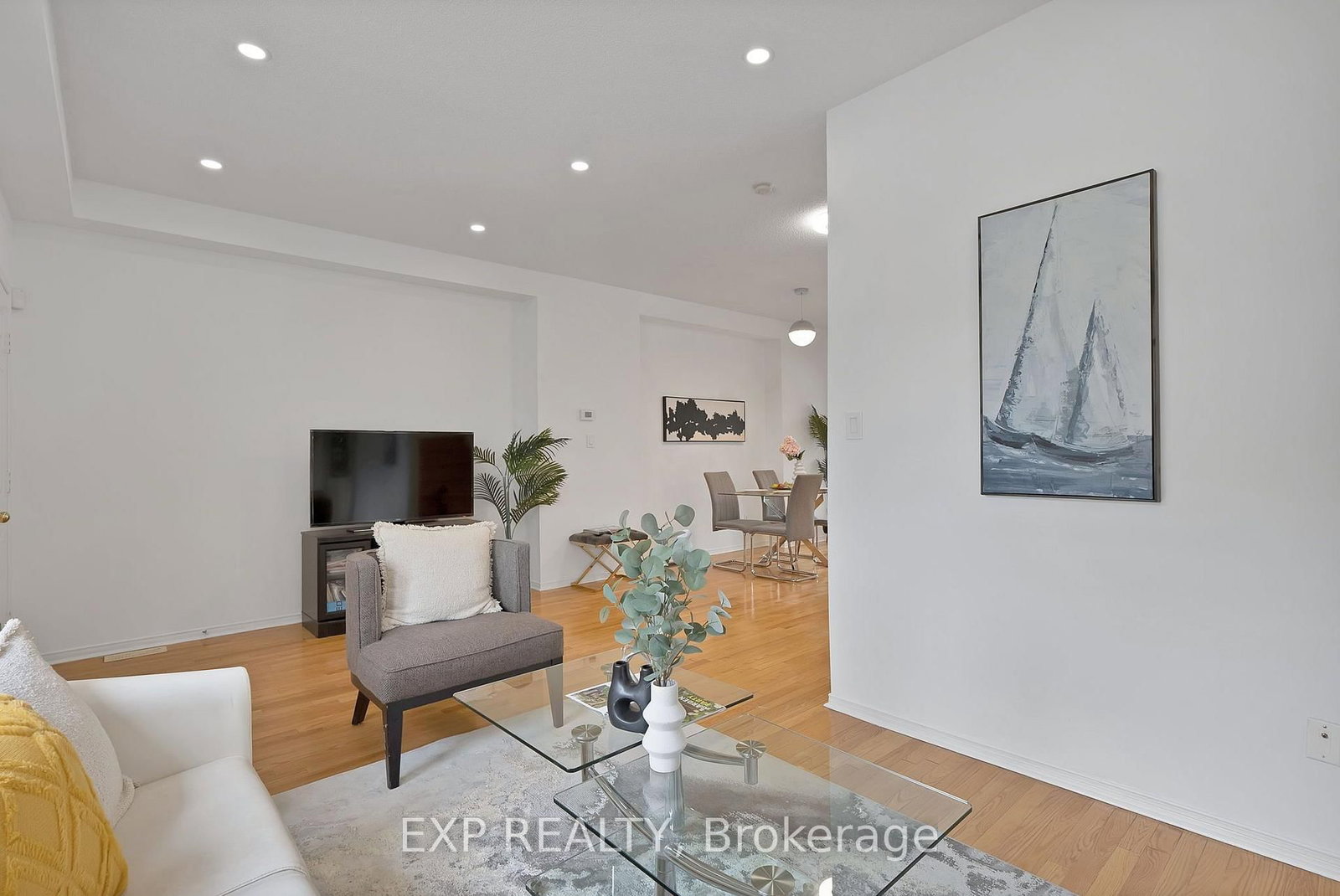 11 Maple Park Way • Markham, ON photo 16