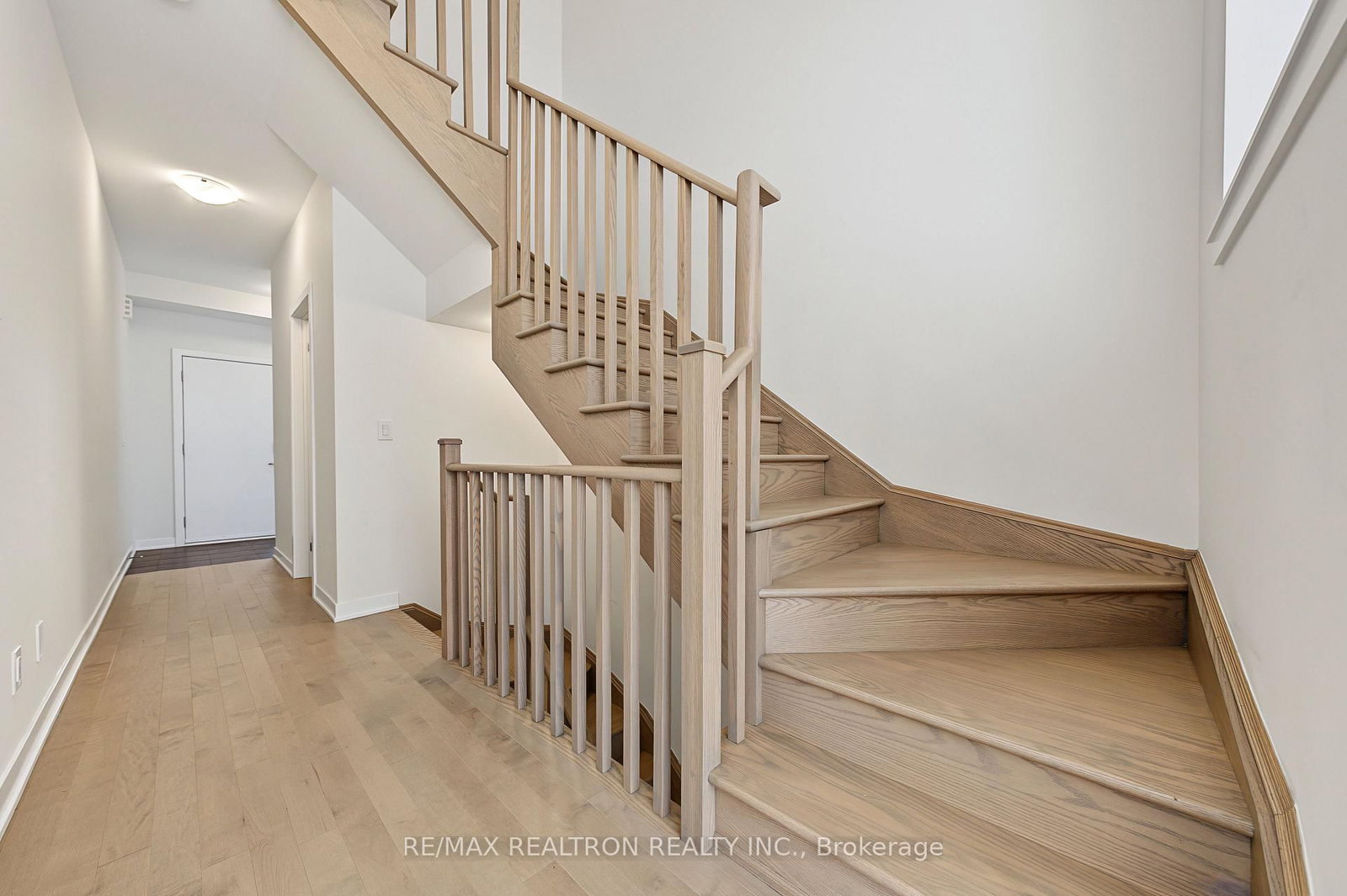 6 Harvey Bunker Crescent • Markham, ON photo 15