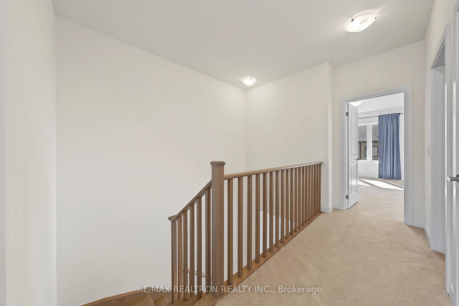 6 Harvey Bunker Crescent • Markham, ON photo 16