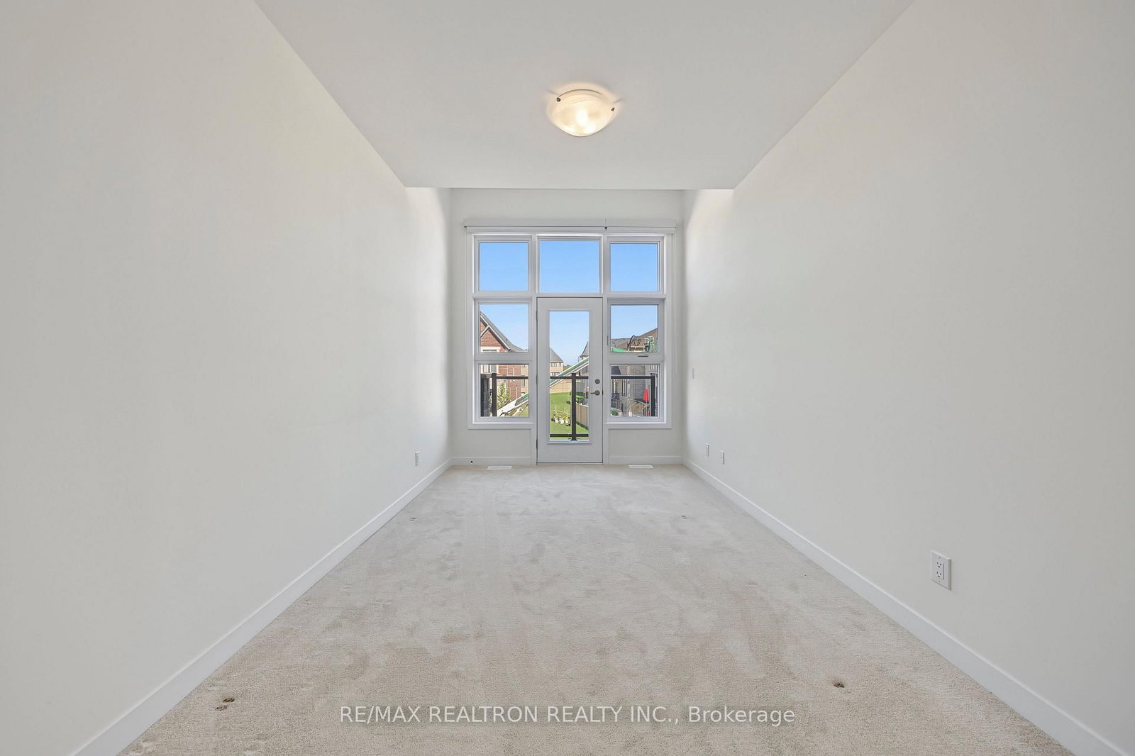 6 Harvey Bunker Crescent • Markham, ON photo 17