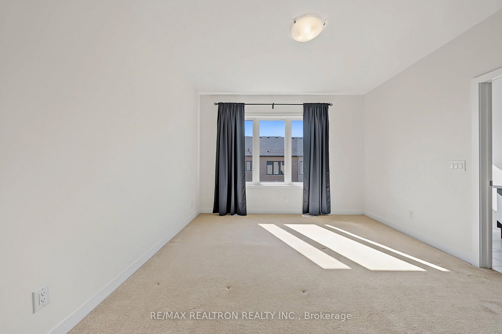 6 Harvey Bunker Crescent • Markham, ON photo 20