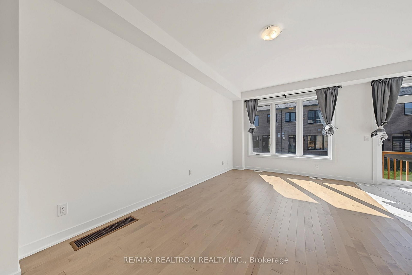 6 Harvey Bunker Crescent • Markham, ON photo 30
