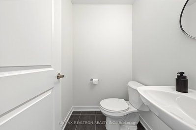 6 Harvey Bunker Crescent • Markham, ON photo 7