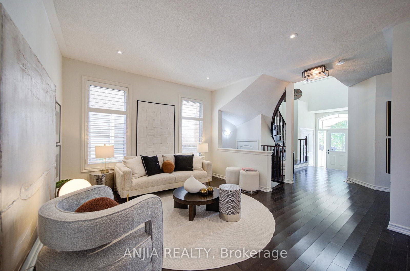 68 Old Field Crescent • East Gwillimbury, ON photo 10