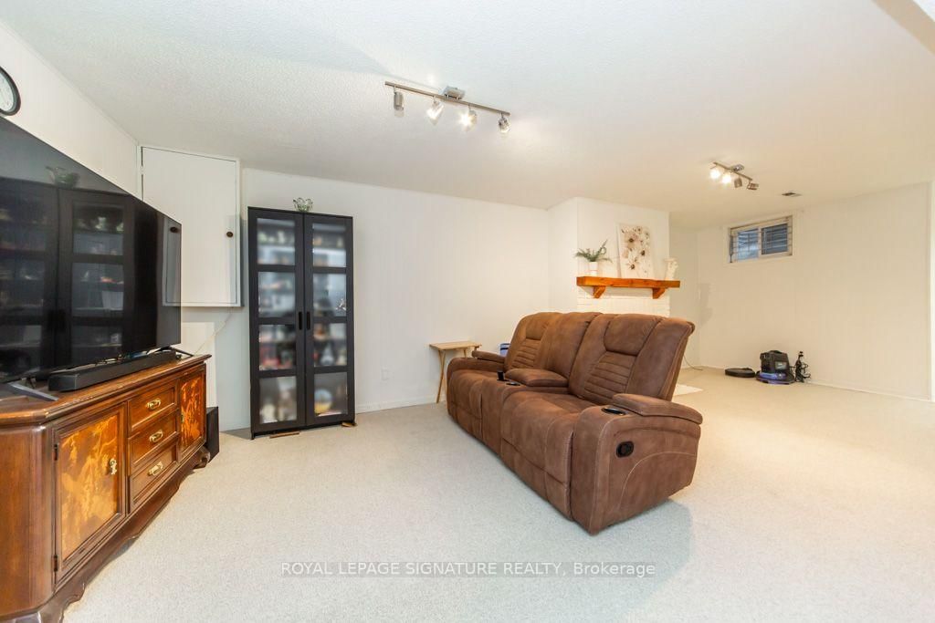 28 Augusta Court • Markham, ON photo 28