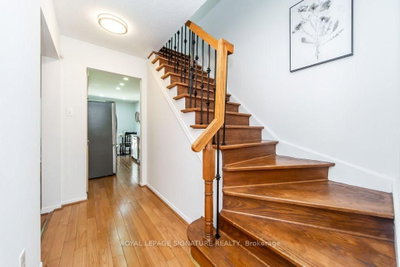 28 Augusta Court • Markham, ON photo 6