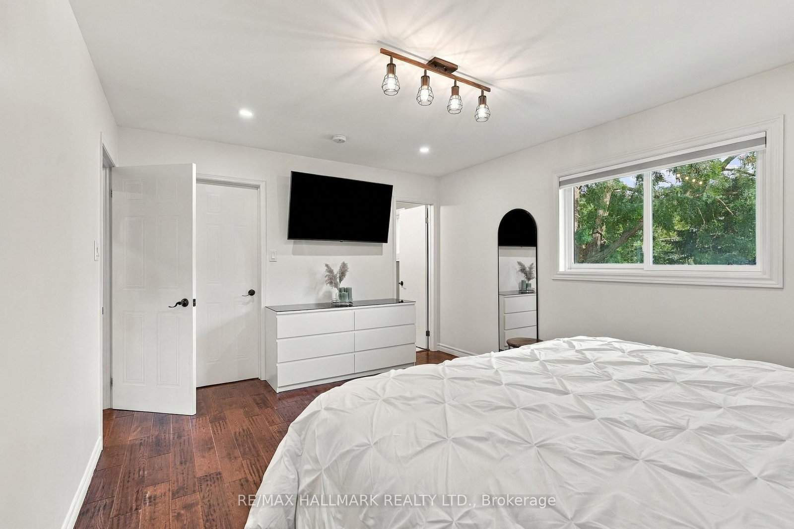 13 Toby Court • East Gwillimbury, ON photo 24