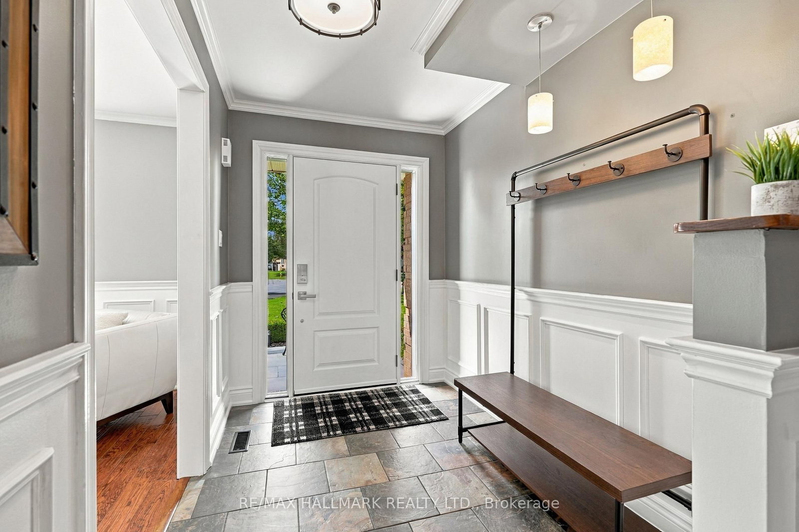 13 Toby Court • East Gwillimbury, ON photo 6