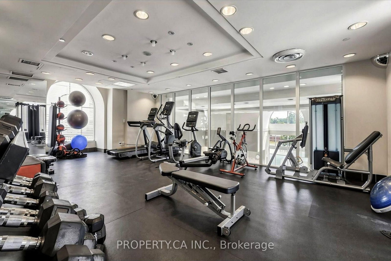 310 Red Maple Road • #1013 • Richmond Hill, ON photo 19