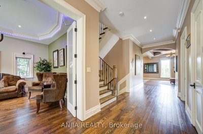 452 Fernleigh Circle, Richmond Hill, ON, photo 4