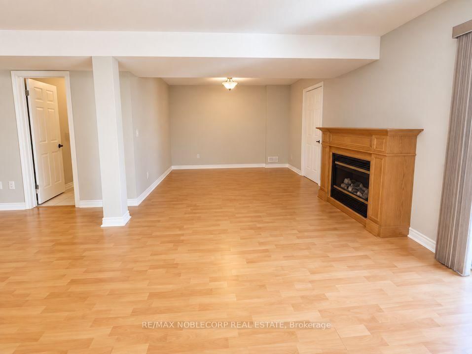 67 Macbride Cres, Vaughan, view 10